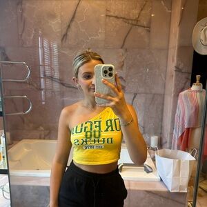 Small Oregon ducks top